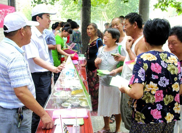 焦作市山阳区疾病预防控制中心走进社区-医药