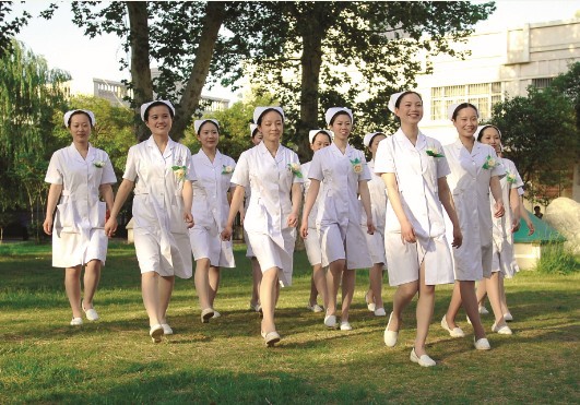 爱心铺就为民路--河南省精神病医院新农合工作